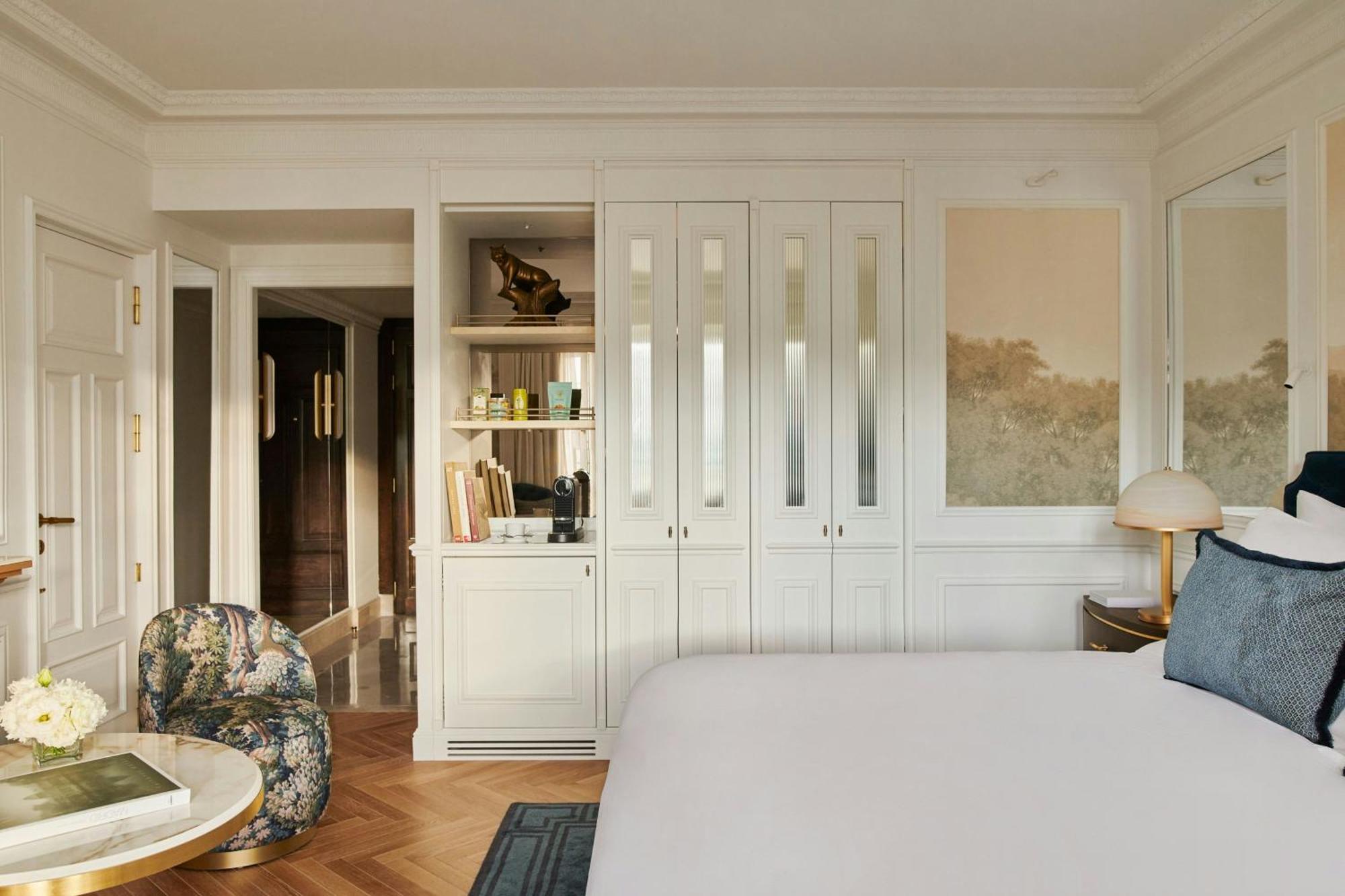 The Palace, A Luxury Collection Hotel, Madrid Exterior photo