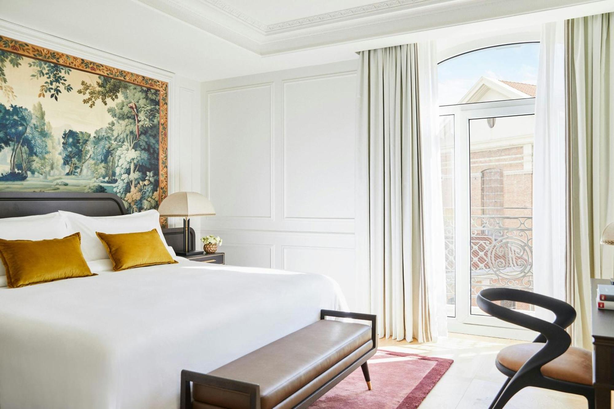 The Palace, A Luxury Collection Hotel, Madrid Exterior photo